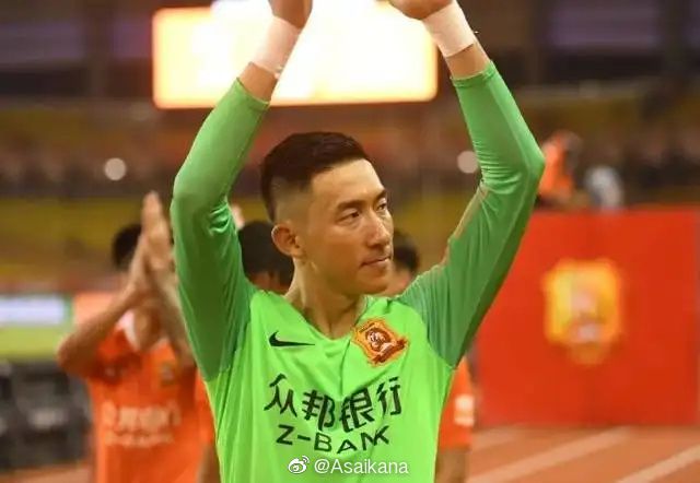 老师奶子好大